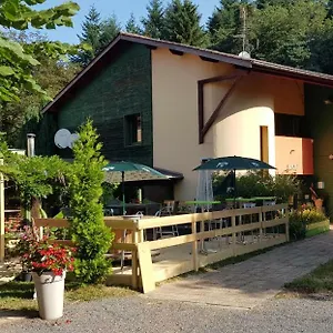 Le Pavillon Cours-la-Ville